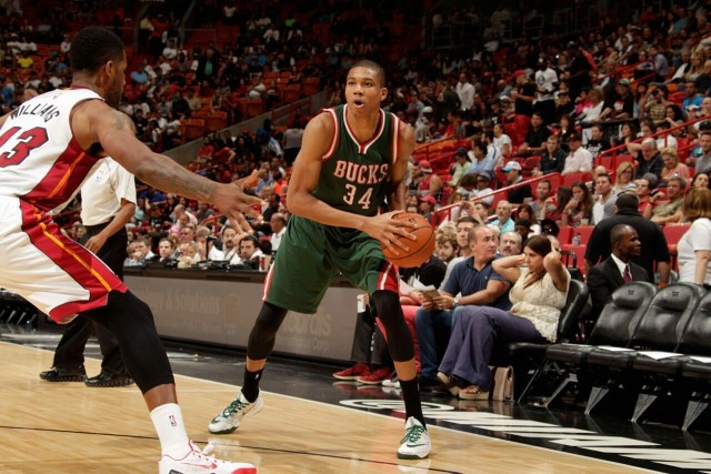 周琦15分首钢惜败广厦 姜伟泽16分吉林胜福建