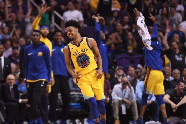 鄢手骐16+8+6辽宁不敌青岛 张陈治锋15+10